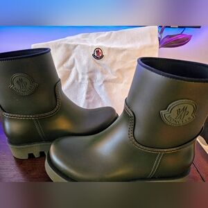 Moncler Ginette boots